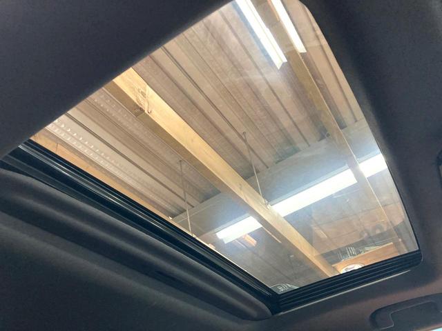 ランドクルーザー２５０ ＺＸ　サンルーフ　純正１２型ディスプレイオーディオ　全周囲カメラ　ＪＢＬサウンド　衝突被害軽減システム　レーダークルーズ　電動リアゲート　レザーシート　コーナーセンサー　ＬＥＤヘッド（3枚目）