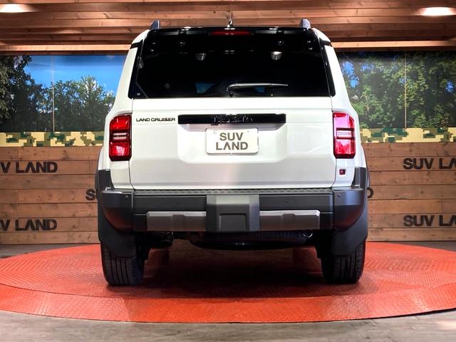 ランドクルーザー２５０ ＺＸ　サンルーフ　純正１２型ディスプレイオーディオ　全周囲カメラ　ＪＢＬサウンド　衝突被害軽減システム　レーダークルーズ　電動リアゲート　レザーシート　コーナーセンサー　ＬＥＤヘッド（16枚目）