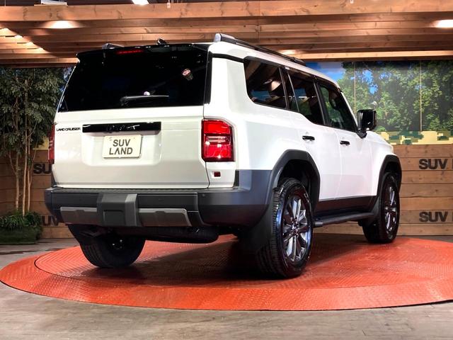 ランドクルーザー２５０ ＺＸ　サンルーフ　純正１２型ディスプレイオーディオ　全周囲カメラ　ＪＢＬサウンド　衝突被害軽減システム　レーダークルーズ　電動リアゲート　レザーシート　コーナーセンサー　ＬＥＤヘッド（18枚目）