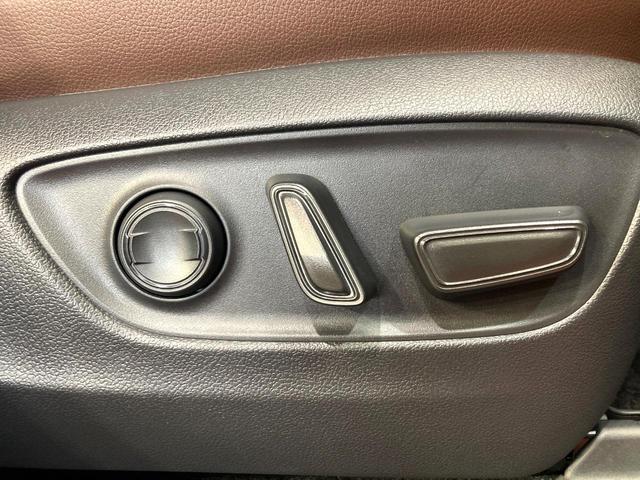 ランドクルーザー２５０ ＺＸ　サンルーフ　純正１２型ディスプレイオーディオ　全周囲カメラ　ＪＢＬサウンド　衝突被害軽減システム　レーダークルーズ　電動リアゲート　レザーシート　コーナーセンサー　ＬＥＤヘッド（42枚目）