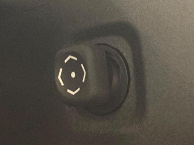 ランドクルーザー２５０ ＺＸ　サンルーフ　純正１２型ディスプレイオーディオ　全周囲カメラ　ＪＢＬサウンド　衝突被害軽減システム　レーダークルーズ　電動リアゲート　レザーシート　コーナーセンサー　ＬＥＤヘッド（53枚目）