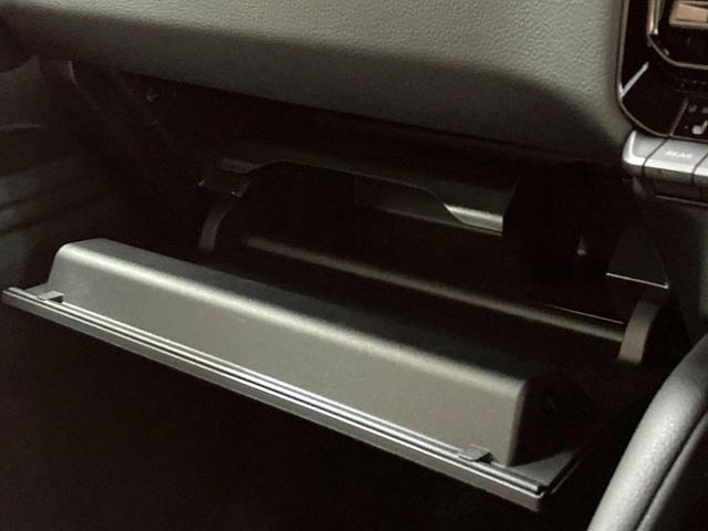 ランドクルーザー２５０ ＺＸ　サンルーフ　純正１２型ディスプレイオーディオ　全周囲カメラ　ＪＢＬサウンド　衝突被害軽減システム　レーダークルーズ　電動リアゲート　レザーシート　コーナーセンサー　ＬＥＤヘッド（62枚目）