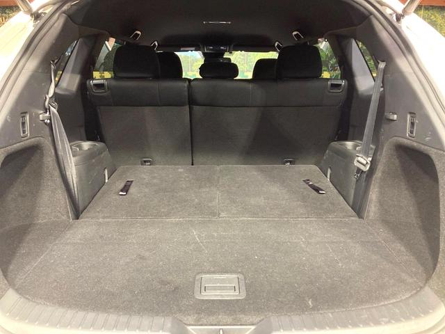 ＣＸ－８ ＸＤプロアクティブ　７人乗り　純正８インチナビ　全周囲カメラ　アダプティプクルーズ　ＥＴＣ　Ｂｌｕｅｔｏｏｔｈ再生　シートヒーター　パワーバックドア　ＬＥＤヘッドライト　クリアランスソナー　パワーシート（11枚目）