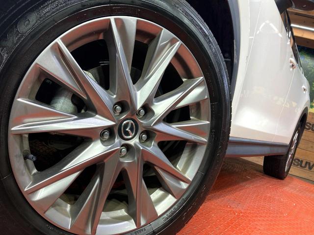 ＣＸ－８ ＸＤプロアクティブ　７人乗り　純正８インチナビ　全周囲カメラ　アダプティプクルーズ　ＥＴＣ　Ｂｌｕｅｔｏｏｔｈ再生　シートヒーター　パワーバックドア　ＬＥＤヘッドライト　クリアランスソナー　パワーシート（14枚目）