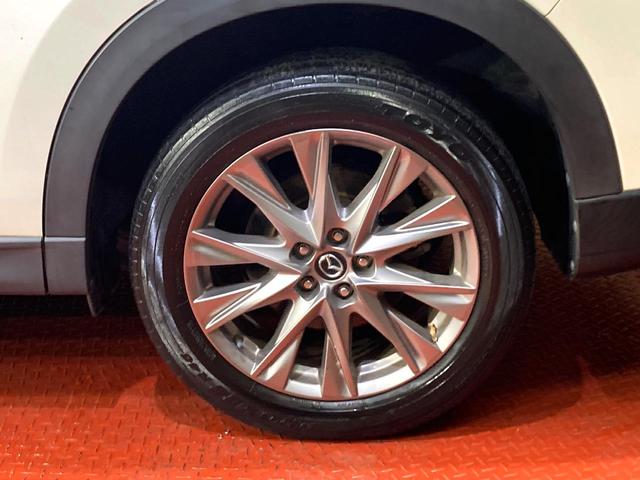 ＣＸ－８ ＸＤプロアクティブ　７人乗り　純正８インチナビ　全周囲カメラ　アダプティプクルーズ　ＥＴＣ　Ｂｌｕｅｔｏｏｔｈ再生　シートヒーター　パワーバックドア　ＬＥＤヘッドライト　クリアランスソナー　パワーシート（25枚目）