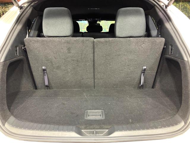 ＣＸ－８ ＸＤプロアクティブ　７人乗り　純正８インチナビ　全周囲カメラ　アダプティプクルーズ　ＥＴＣ　Ｂｌｕｅｔｏｏｔｈ再生　シートヒーター　パワーバックドア　ＬＥＤヘッドライト　クリアランスソナー　パワーシート（33枚目）