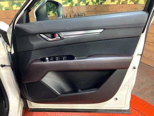 ＣＸ－８ ＸＤプロアクティブ　７人乗り　純正８インチナビ　全周囲カメラ　アダプティプクルーズ　ＥＴＣ　Ｂｌｕｅｔｏｏｔｈ再生　シートヒーター　パワーバックドア　ＬＥＤヘッドライト　クリアランスソナー　パワーシート（39枚目）