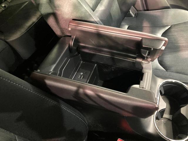 ＣＸ－８ ＸＤプロアクティブ　７人乗り　純正８インチナビ　全周囲カメラ　アダプティプクルーズ　ＥＴＣ　Ｂｌｕｅｔｏｏｔｈ再生　シートヒーター　パワーバックドア　ＬＥＤヘッドライト　クリアランスソナー　パワーシート（56枚目）