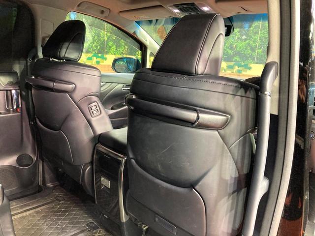 アルファード ２．５Ｓ　Ｃパッケージ　サンルーフ　純正１０型ナビ　両側電動ドア　後席モニター　バックカメラ　衝突被害軽減　レーダークルーズ　禁煙車　電動リアゲート　レザーシート　前席シートエアコン　ドラレコ　コーナーセンサー（53枚目）