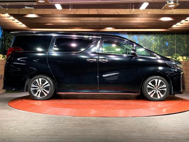 アルファード ２．５Ｓ　Ｃパッケージ　サンルーフ　純正１０型ナビ　両側電動ドア　後席モニター　バックカメラ　衝突被害軽減　レーダークルーズ　禁煙車　電動リアゲート　レザーシート　前席シートエアコン　ドラレコ　コーナーセンサー（54枚目）