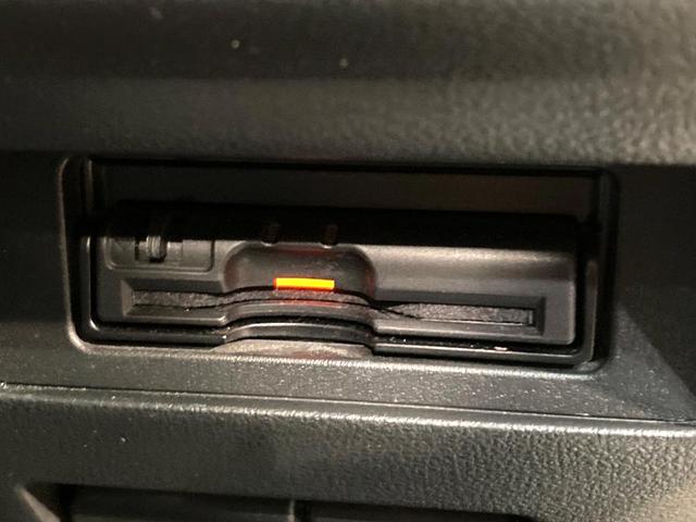 ジューク １５ＲＸ　Ｖセレクション　純正ＳＤナビ　バックカメラ　衝突被害軽減システム　禁煙車　スマートキー　ナビ連動ＥＴＣ　純正１７インチアルミ　オートライト　デュアルエアコン　Ｂｌｕｅｔｏｏｔｈ　ＣＤ　ＤＶＤ再生　フルセグ（7枚目）