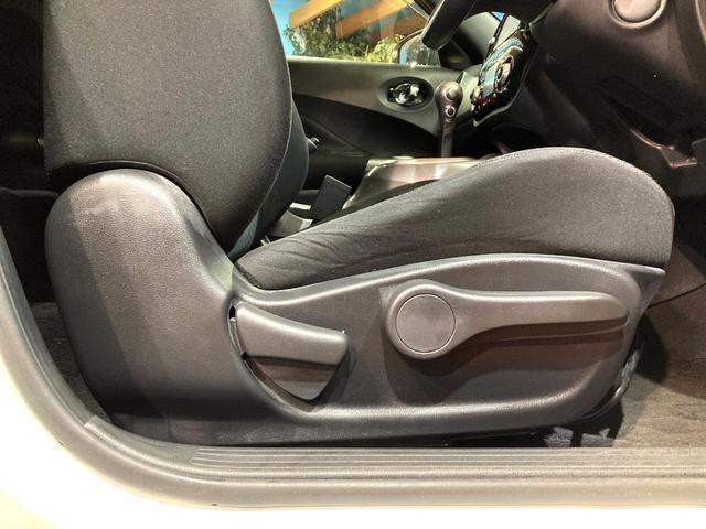 ジューク １５ＲＸ　Ｖセレクション　純正ＳＤナビ　バックカメラ　衝突被害軽減システム　禁煙車　スマートキー　ナビ連動ＥＴＣ　純正１７インチアルミ　オートライト　デュアルエアコン　Ｂｌｕｅｔｏｏｔｈ　ＣＤ　ＤＶＤ再生　フルセグ（23枚目）