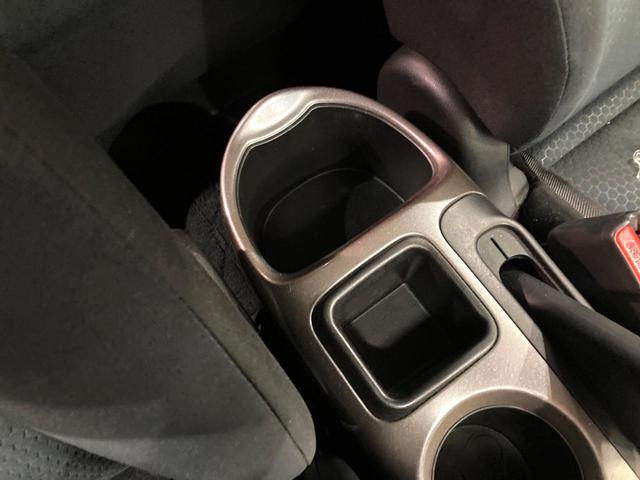 ジューク １５ＲＸ　Ｖセレクション　純正ＳＤナビ　バックカメラ　衝突被害軽減システム　禁煙車　スマートキー　ナビ連動ＥＴＣ　純正１７インチアルミ　オートライト　デュアルエアコン　Ｂｌｕｅｔｏｏｔｈ　ＣＤ　ＤＶＤ再生　フルセグ（33枚目）