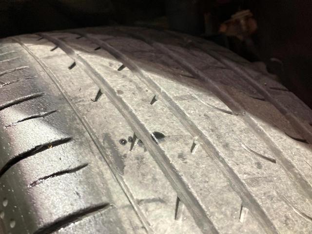 ジューク １５ＲＸ　Ｖセレクション　純正ＳＤナビ　バックカメラ　衝突被害軽減システム　禁煙車　スマートキー　ナビ連動ＥＴＣ　純正１７インチアルミ　オートライト　デュアルエアコン　Ｂｌｕｅｔｏｏｔｈ　ＣＤ　ＤＶＤ再生　フルセグ（48枚目）