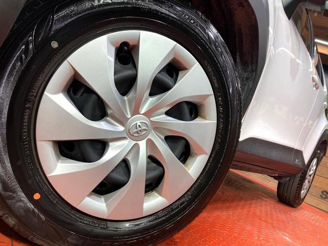 ヤリスクロス Ｘ　８インチナビ　バックカメラ　衝突被害軽減システム　レーダークルーズ　禁煙車　ドラレコ　ＥＴＣ　コーナーセンサー　スマートキー　オートハイビーム　車線逸脱警報　オートライト　Ｂｌｕｅｔｏｏｔｈ　フルセグ（13枚目）