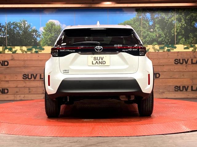 ヤリスクロス Ｘ　８インチナビ　バックカメラ　衝突被害軽減システム　レーダークルーズ　禁煙車　ドラレコ　ＥＴＣ　コーナーセンサー　スマートキー　オートハイビーム　車線逸脱警報　オートライト　Ｂｌｕｅｔｏｏｔｈ　フルセグ（15枚目）