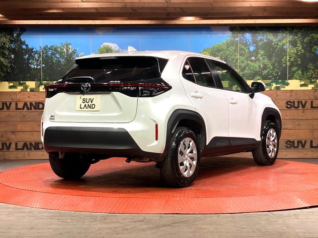 ヤリスクロス Ｘ　８インチナビ　バックカメラ　衝突被害軽減システム　レーダークルーズ　禁煙車　ドラレコ　ＥＴＣ　コーナーセンサー　スマートキー　オートハイビーム　車線逸脱警報　オートライト　Ｂｌｕｅｔｏｏｔｈ　フルセグ（17枚目）