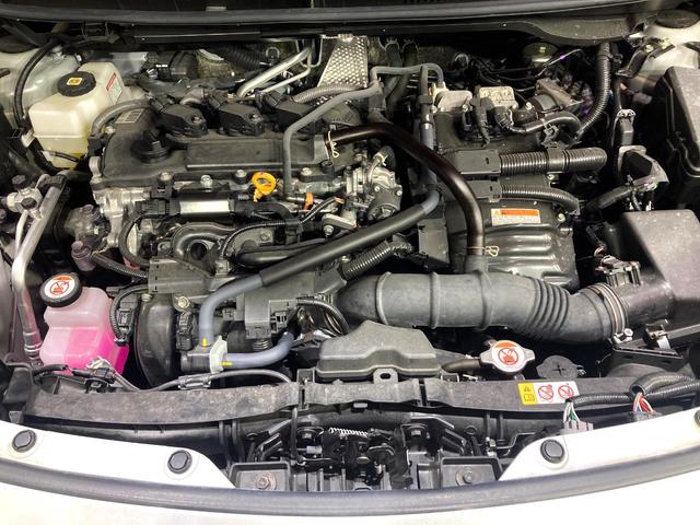 ヤリスクロス ハイブリッドZ アドベンチャー 全周囲カメラ 衝突被害軽減システム 禁煙車 電動リアゲート ハーフレザーシート パワーシート ドラレコ コーナーセンサー LEDヘッド ETC2.0 純正18インチアルミ オートハイビーム(9枚目)