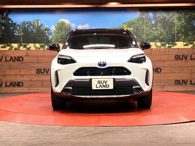 ヤリスクロス ハイブリッドZ アドベンチャー 全周囲カメラ 衝突被害軽減システム 禁煙車 電動リアゲート ハーフレザーシート パワーシート ドラレコ コーナーセンサー LEDヘッド ETC2.0 純正18インチアルミ オートハイビーム(11枚目)