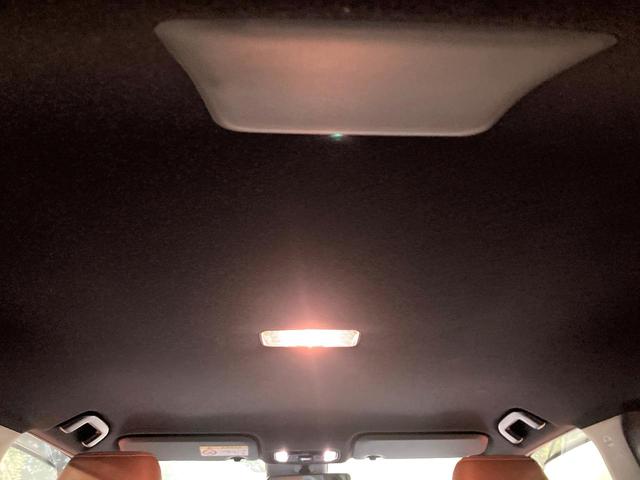 ヤリスクロス ハイブリッドZ アドベンチャー 全周囲カメラ 衝突被害軽減システム 禁煙車 電動リアゲート ハーフレザーシート パワーシート ドラレコ コーナーセンサー LEDヘッド ETC2.0 純正18インチアルミ オートハイビーム(20枚目)