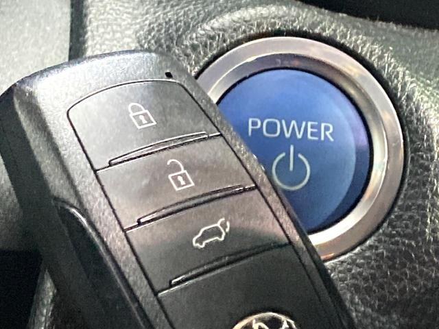 ヤリスクロス ハイブリッドZ アドベンチャー 全周囲カメラ 衝突被害軽減システム 禁煙車 電動リアゲート ハーフレザーシート パワーシート ドラレコ コーナーセンサー LEDヘッド ETC2.0 純正18インチアルミ オートハイビーム(41枚目)