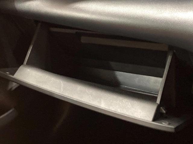 ヤリスクロス ハイブリッドZ アドベンチャー 全周囲カメラ 衝突被害軽減システム 禁煙車 電動リアゲート ハーフレザーシート パワーシート ドラレコ コーナーセンサー LEDヘッド ETC2.0 純正18インチアルミ オートハイビーム(50枚目)