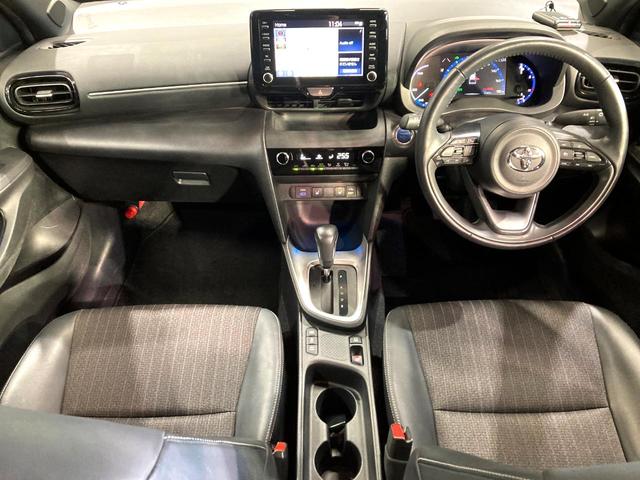 ヤリスクロス ハイブリッドZ 8型ディスプレイオーディオ 全周囲カメラ レーダークルーズコントロール ETC Bluetooth シートヒーター 2トーンカラー パワーシート ハーフレザーシート LEDヘッドライト(2枚目)