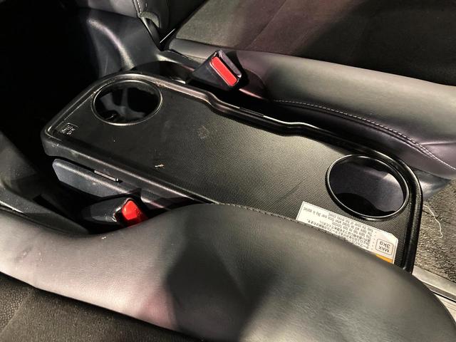 ノア ハイブリッドSi ダブルバイビーII アルパイン9型ナビ フリップダウンモニター モデリスタエアロ 両側電動スライドドア 禁煙車 ETC Bluetooth ドライブレコーダー appleCarPlay LEDヘッドライト(39枚目)