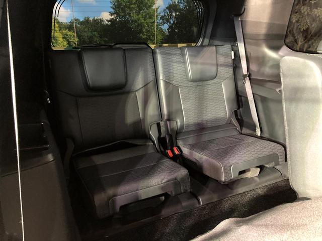 ランドクルーザー250 VX サンルーフ 12.3インチディスプレイオーディオ 衝突被害軽減システム レーダークルーズ 禁煙車 電動リアゲート レザーシート 前席シートエアコン パワーシート ドラレコ コーナーセンサー(10枚目)