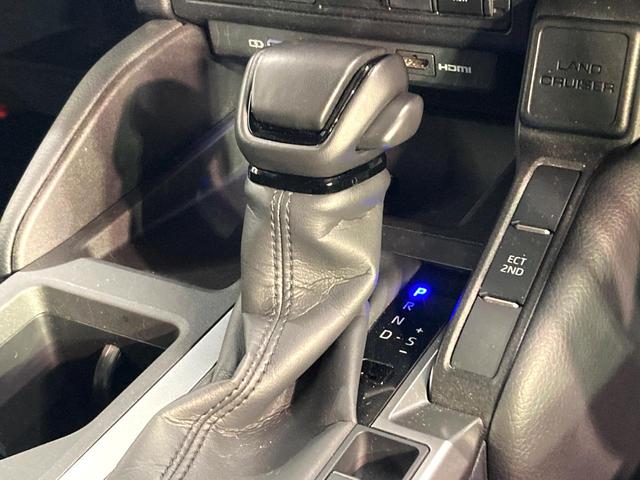 ランドクルーザー250 VX サンルーフ 12.3インチディスプレイオーディオ 衝突被害軽減システム レーダークルーズ 禁煙車 電動リアゲート レザーシート 前席シートエアコン パワーシート ドラレコ コーナーセンサー(52枚目)