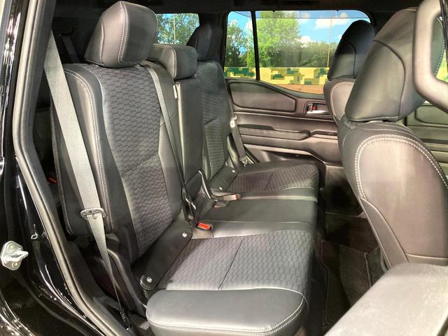 ランドクルーザー２５０ ＶＸ　サンルーフ　１２．３インチディスプレイオーディオ　全周囲カメラ　衝突被害軽減システム　レーダークルーズ　禁煙車　電動リアゲート　前席シートエアコン　ドラレコ　コーナーセンサー　スマートキー（9枚目）