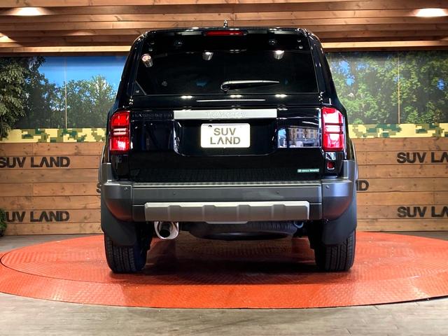 ランドクルーザー２５０ ＶＸ　サンルーフ　１２．３インチディスプレイオーディオ　全周囲カメラ　衝突被害軽減システム　レーダークルーズ　禁煙車　電動リアゲート　前席シートエアコン　ドラレコ　コーナーセンサー　スマートキー（16枚目）