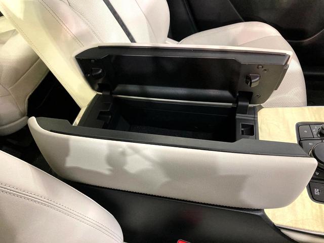 CX-80 XD-ハイブリッド プレミアムモダン サンルーフ 純正12型SDナビ 全周囲カメラ アダプティプクルーズコントロール レザーシート ETC Bluetooth パワーバックドア レザーシート シートベンチレーション LEDヘッドライト(57枚目)