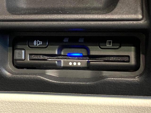 ＣＸ－６０ ＸＤ　エクスクルーシブモード　サンルーフ　１２型ＳＤナビ　全周囲カメラ　ＢＯＳＥ　アダプティプクルーズ　ＥＴＣ　Ｂｌｕｅｔｏｏｔｈ　シートベンチレーション　パワーバックドア　パワーシート　ＬＥＤヘッドライト　コーナーセンサー（7枚目）