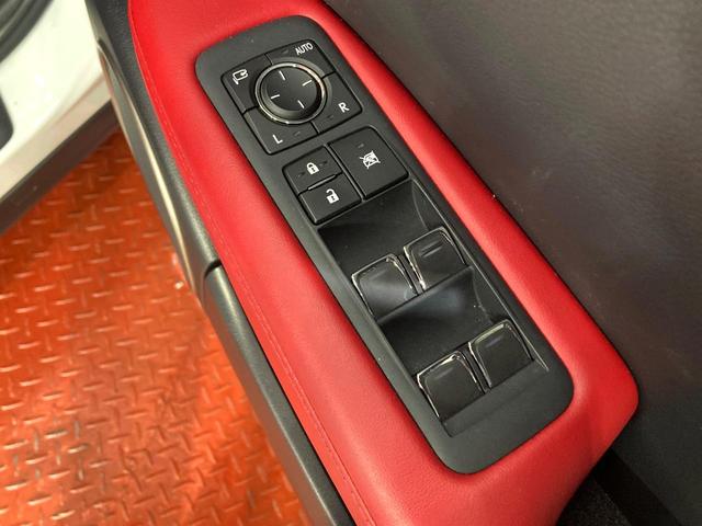 RX RX450h Fスポーツ パノラマルーフ TRDフルエアロ TRD4本出しスポーツマフラー モデリスタ22インチアルミホイール マークレビンソン パノラミックビューモニター 3眼LEDヘッド シートベンチレーション(22枚目)