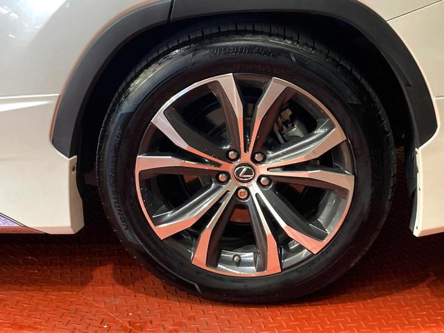 RX RX450h バージョンL サンルーフ マークレビンソン 純正12.3型純正ナビ パノラマミックビューモニター 衝突軽減装置 レーダークルーズコントロール パワーバックドア 本革シート シートベンチレーション ETC(24枚目)