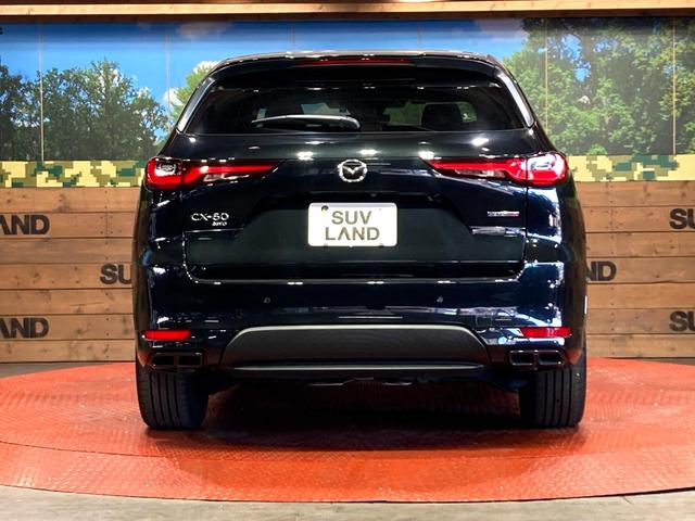 ＣＸ－６０ ＸＤ－ハイブリッド　エクスクルーシブスポーツ　パノラマルーフ　純正ＳＤナビ　３６０°ビューモニター　ＢＯＳＥサウンド　衝突被害軽減システム　レーダークルーズ　禁煙車　電動リアゲート　レザーシート　シートベンチレーション　ビルトインＥＴＣ（15枚目）