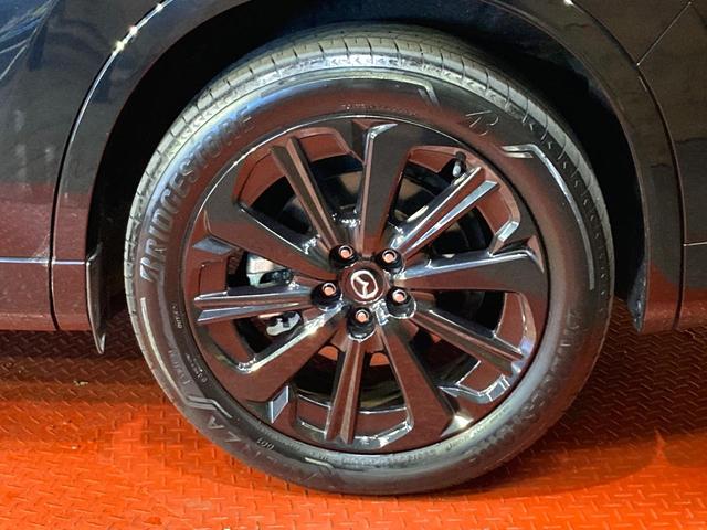 ＣＸ－６０ ＸＤ－ハイブリッド　エクスクルーシブスポーツ　パノラマルーフ　純正ＳＤナビ　３６０°ビューモニター　ＢＯＳＥサウンド　衝突被害軽減システム　レーダークルーズ　禁煙車　電動リアゲート　レザーシート　シートベンチレーション　ビルトインＥＴＣ（21枚目）