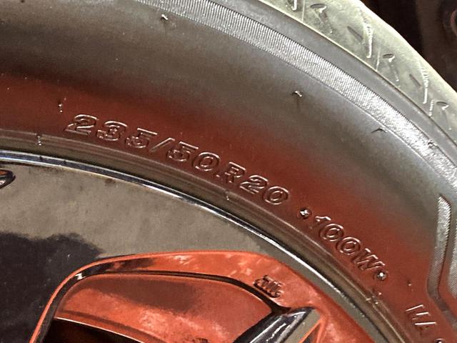 ＣＸ－６０ ＸＤ－ハイブリッド　エクスクルーシブスポーツ　パノラマルーフ　純正ＳＤナビ　３６０°ビューモニター　ＢＯＳＥサウンド　衝突被害軽減システム　レーダークルーズ　禁煙車　電動リアゲート　レザーシート　シートベンチレーション　ビルトインＥＴＣ（23枚目）