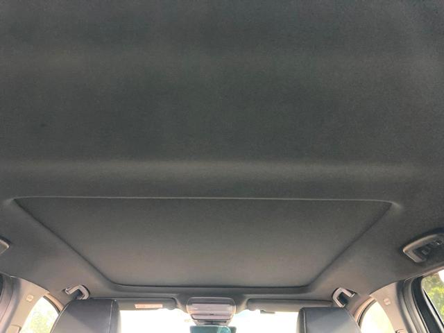 ＣＸ－６０ ＸＤ－ハイブリッド　エクスクルーシブスポーツ　パノラマルーフ　純正ＳＤナビ　３６０°ビューモニター　ＢＯＳＥサウンド　衝突被害軽減システム　レーダークルーズ　禁煙車　電動リアゲート　レザーシート　シートベンチレーション　ビルトインＥＴＣ（30枚目）