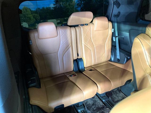 ヴェルファイアハイブリッド Ｚ　プレミア　左右独立ガラスルーフ　モデリスタエアロ　両側電動ドア　全周囲カメラ　衝突被害軽減システム　レーダークルーズ　禁煙車　電動リアゲート　レザーシート　前席シートエアコン　リアシートエアコン（11枚目）