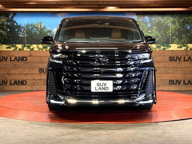 ヴェルファイアハイブリッド Ｚ　プレミア　左右独立ガラスルーフ　モデリスタエアロ　両側電動ドア　全周囲カメラ　衝突被害軽減システム　レーダークルーズ　禁煙車　電動リアゲート　レザーシート　前席シートエアコン　リアシートエアコン（15枚目）