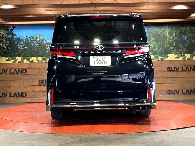 ヴェルファイアハイブリッド Ｚ　プレミア　左右独立ガラスルーフ　モデリスタエアロ　両側電動ドア　全周囲カメラ　衝突被害軽減システム　レーダークルーズ　禁煙車　電動リアゲート　レザーシート　前席シートエアコン　リアシートエアコン（16枚目）