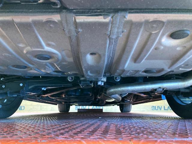 ヴェルファイアハイブリッド Ｚ　プレミア　左右独立ガラスルーフ　モデリスタエアロ　両側電動ドア　全周囲カメラ　衝突被害軽減システム　レーダークルーズ　禁煙車　電動リアゲート　レザーシート　前席シートエアコン　リアシートエアコン（20枚目）