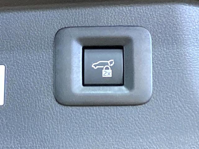 ヴェルファイアハイブリッド Ｚ　プレミア　左右独立ガラスルーフ　モデリスタエアロ　両側電動ドア　全周囲カメラ　衝突被害軽減システム　レーダークルーズ　禁煙車　電動リアゲート　レザーシート　前席シートエアコン　リアシートエアコン（34枚目）