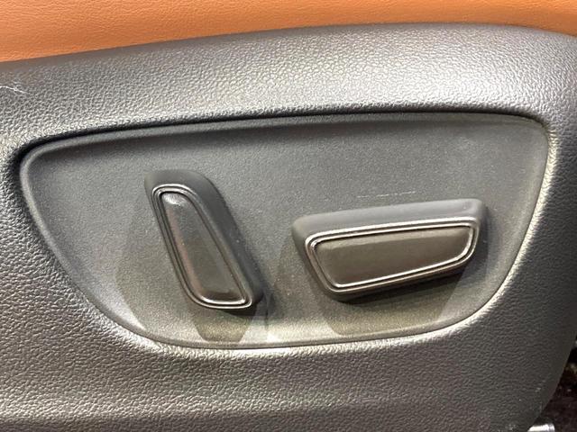 ヴェルファイアハイブリッド Ｚ　プレミア　左右独立ガラスルーフ　モデリスタエアロ　両側電動ドア　全周囲カメラ　衝突被害軽減システム　レーダークルーズ　禁煙車　電動リアゲート　レザーシート　前席シートエアコン　リアシートエアコン（49枚目）