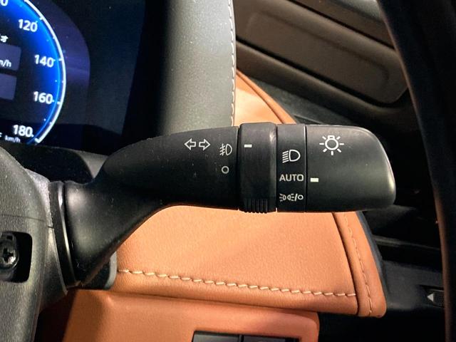 ヴェルファイアハイブリッド Ｚ　プレミア　左右独立ガラスルーフ　モデリスタエアロ　両側電動ドア　全周囲カメラ　衝突被害軽減システム　レーダークルーズ　禁煙車　電動リアゲート　レザーシート　前席シートエアコン　リアシートエアコン（57枚目）