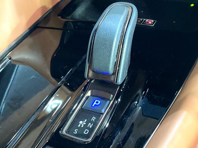 ヴェルファイアハイブリッド Ｚ　プレミア　左右独立ガラスルーフ　モデリスタエアロ　両側電動ドア　全周囲カメラ　衝突被害軽減システム　レーダークルーズ　禁煙車　電動リアゲート　レザーシート　前席シートエアコン　リアシートエアコン（63枚目）