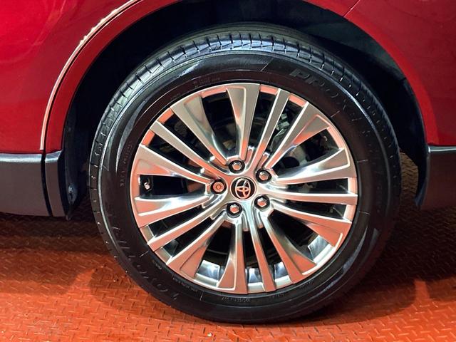 ハリアーハイブリッド Ｚ　全周囲カメラ　衝突被害軽減システム　レーダークルーズ　禁煙車　電動リアゲート　ハーフレザーシート　パワーシート　コーナーセンサー　スマートキー　ＬＥＤヘッド　ＥＴＣ２．０　純正１９インチアルミ（24枚目）