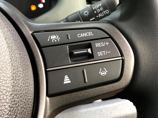 フリード ｅ：ＨＥＶクロスター　登録済未使用車　６人乗り　両側電動スライドドア　シートヒーター　ブラインドスポットモニター　ホンダセンシング　レーダークルーズ　ＬＥＤヘッドライト　スマートキー　ステアリングリモコン（4枚目）